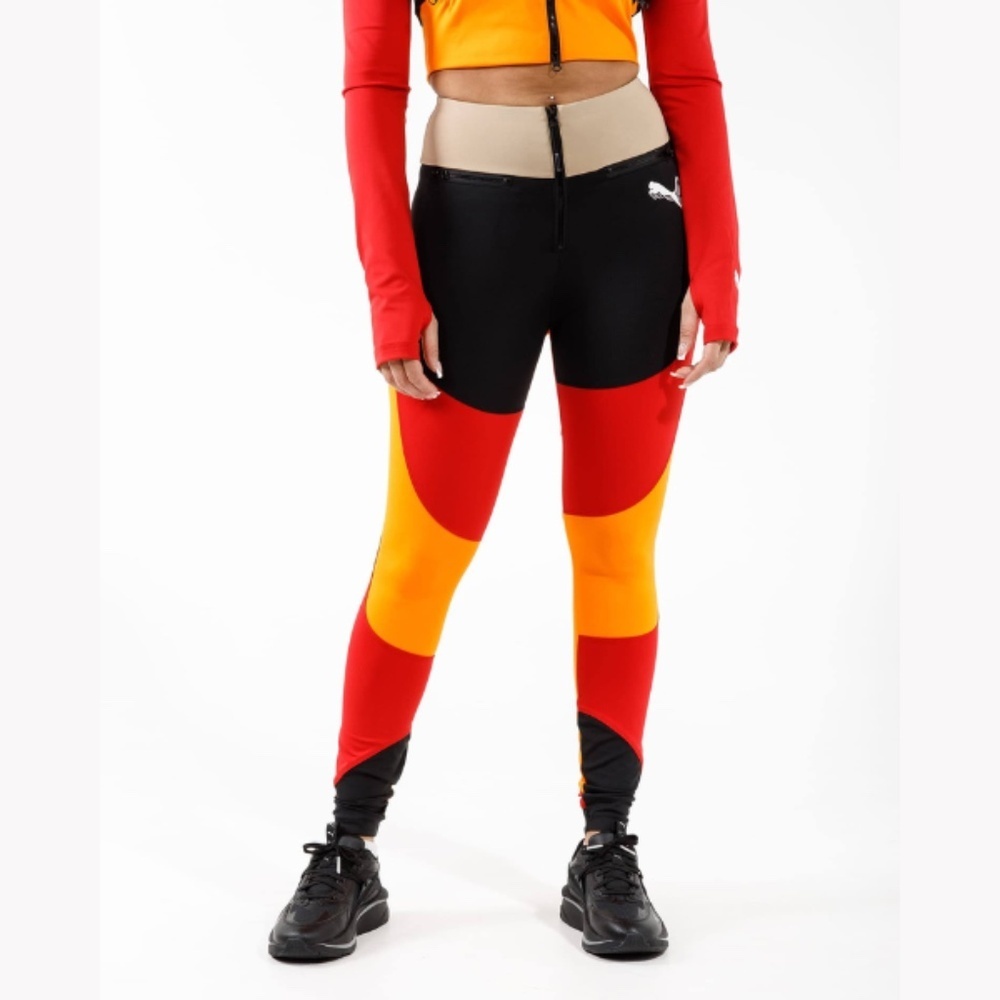 PUMA Orange red & black‎ colorblock leggings | Active style | Medium *